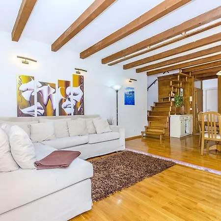 Diocletians Center Apartman *