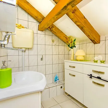 Apartment Diocletians Center