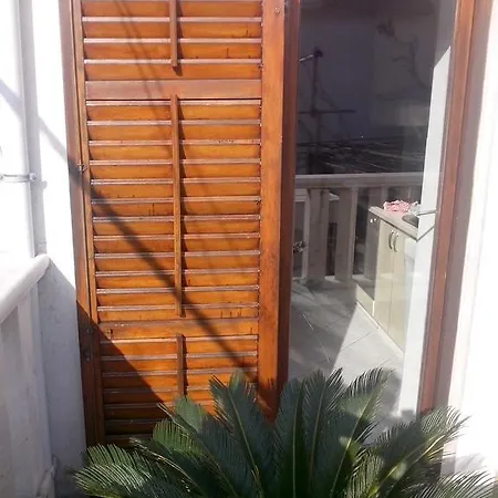 Diocletians Center Split