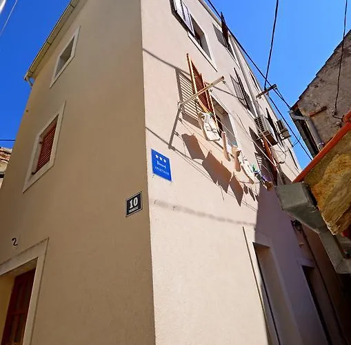 Daire Diocletians Center *