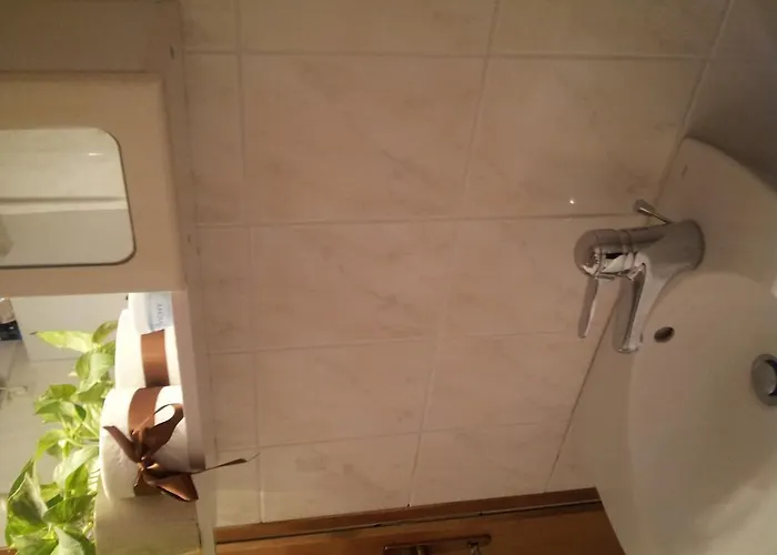 Daire Diocletians Center Split